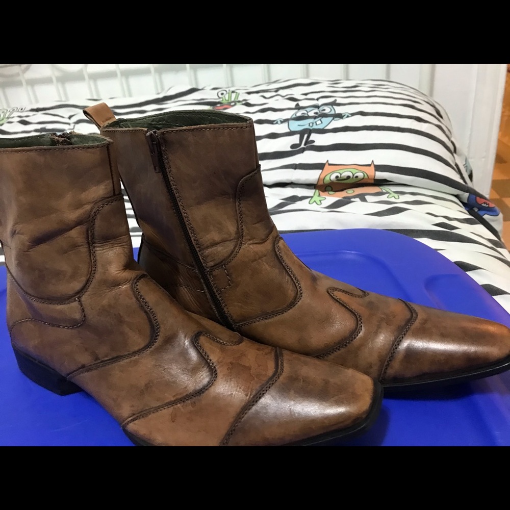 Aldo boots year 2009